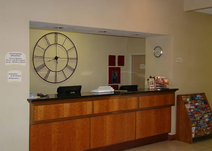 Quality Near Grand Canyon Inn 4*